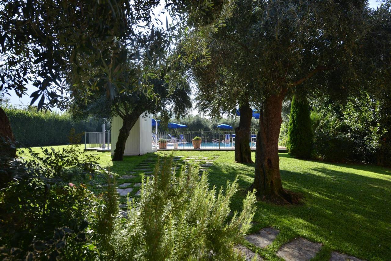 In Versilia Seravezza Bagian luar foto