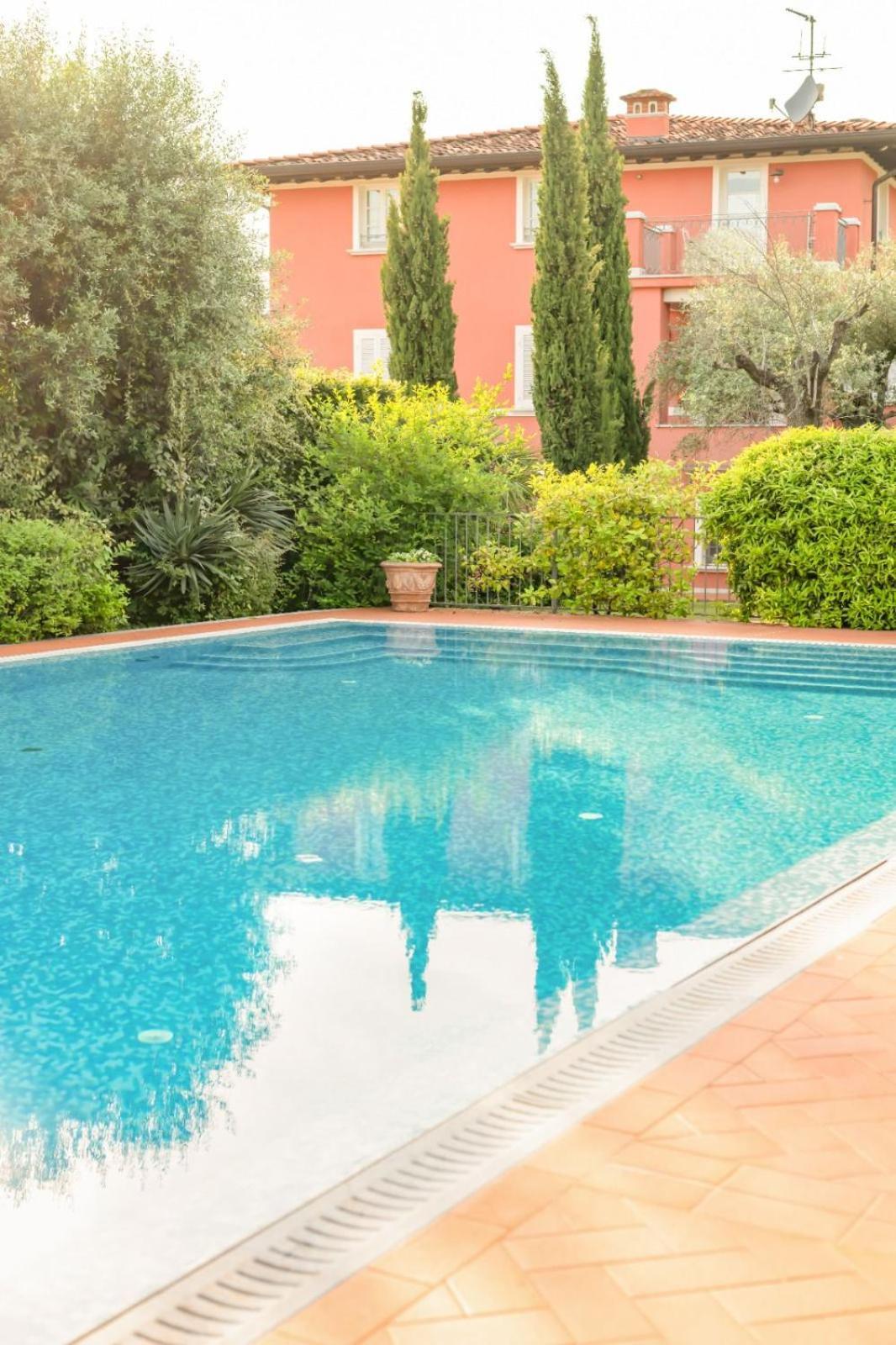 In Versilia Seravezza Bagian luar foto