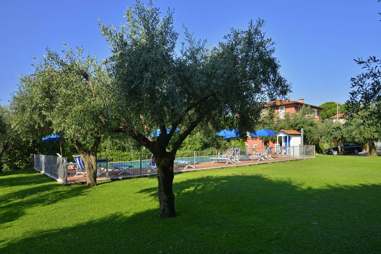 In Versilia Seravezza Bagian luar foto
